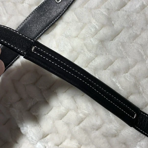 COACH SLIM SIGNATURE CROSSBODY No. E3K-6386 BLACK & GRAY LEATHER DETAILING EUC - Picture 6 of 14